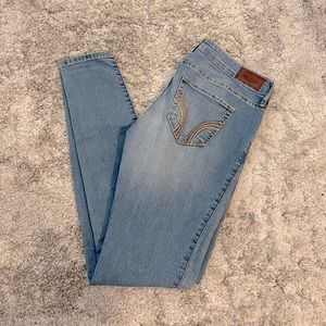 Hollister Low Rise Super Skinny Blue Jeans - with holes